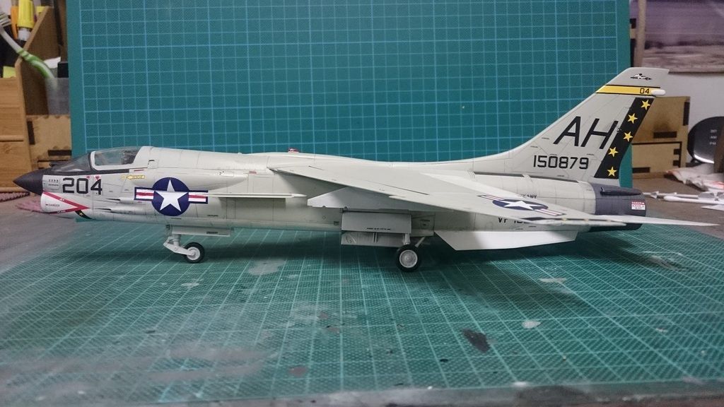 F-8E%20037_zpsmoiwzr0b.jpg