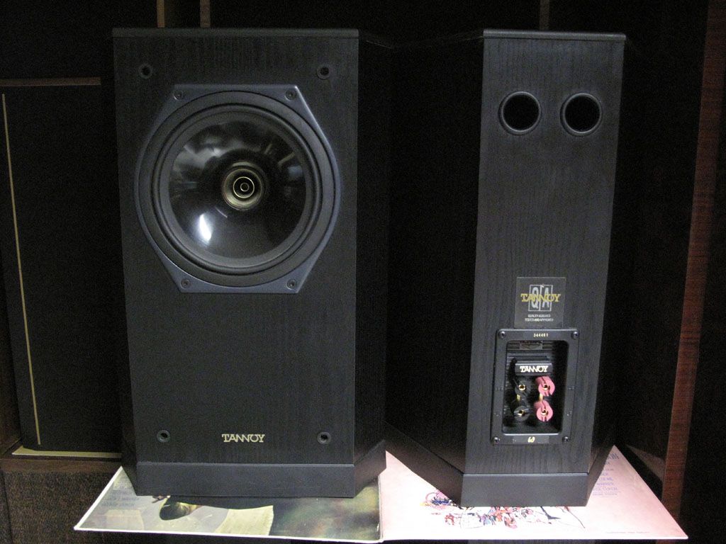Bán loa Tannoy đồng trục 609 zin đẹp, nghe nhạc khỏi bàn:9tr. Bán nhìu củ loa châu âu